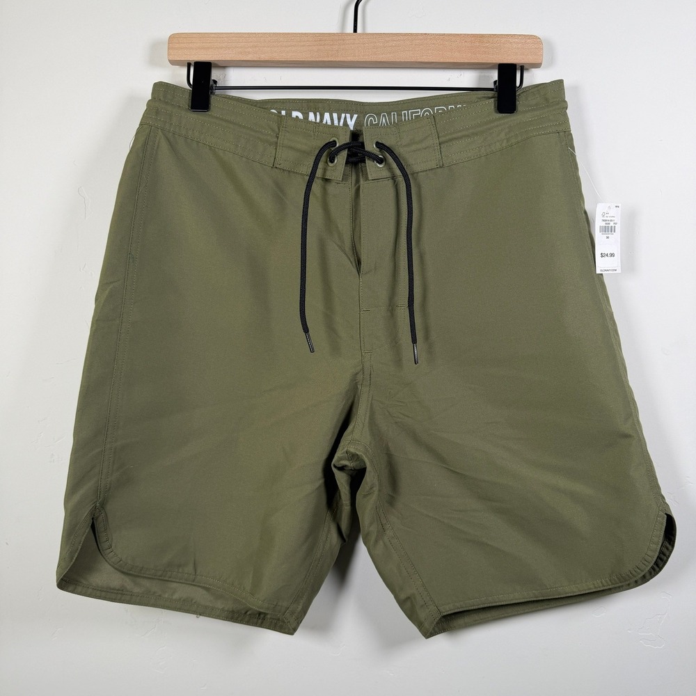 Old Navy Men's Dolphin-Hem Board Shorts Size 30 Green Hook and Loop Drawstring